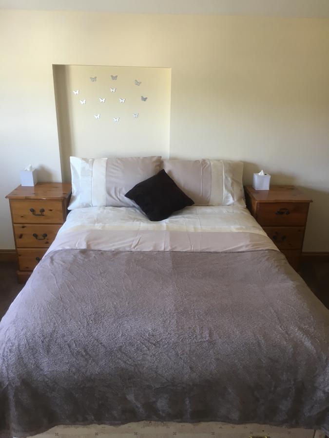 The Duke Of Edinburgh Inn Newgale Екстер'єр фото